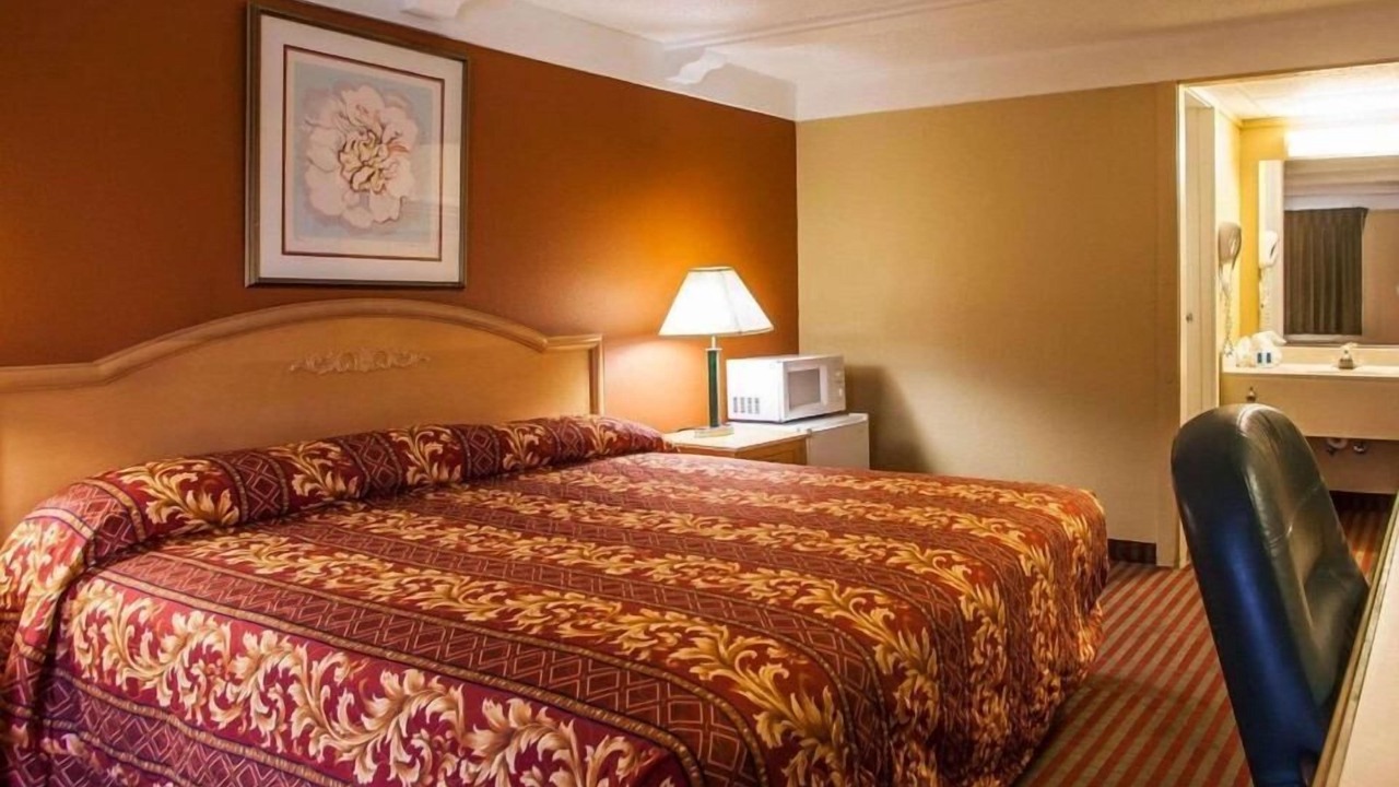 Photo of Bedroom in St. Charles