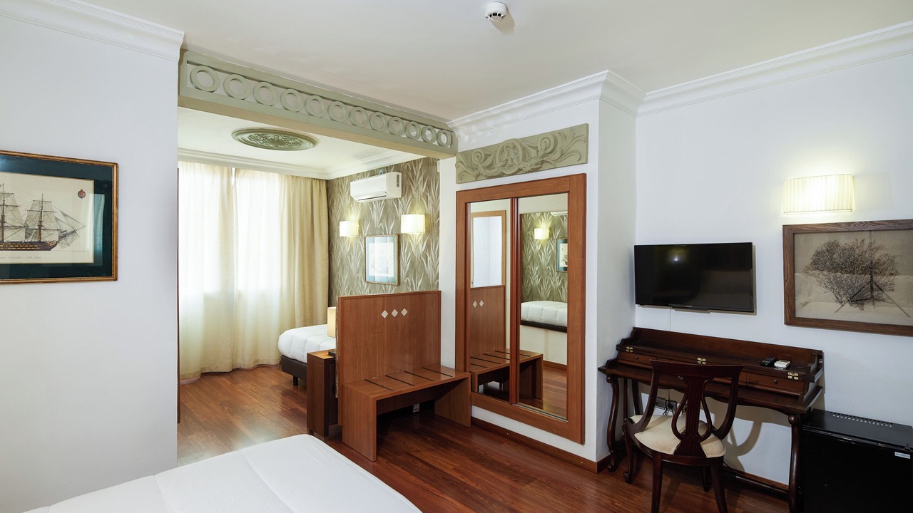 Photo of Bedroom in Figueres