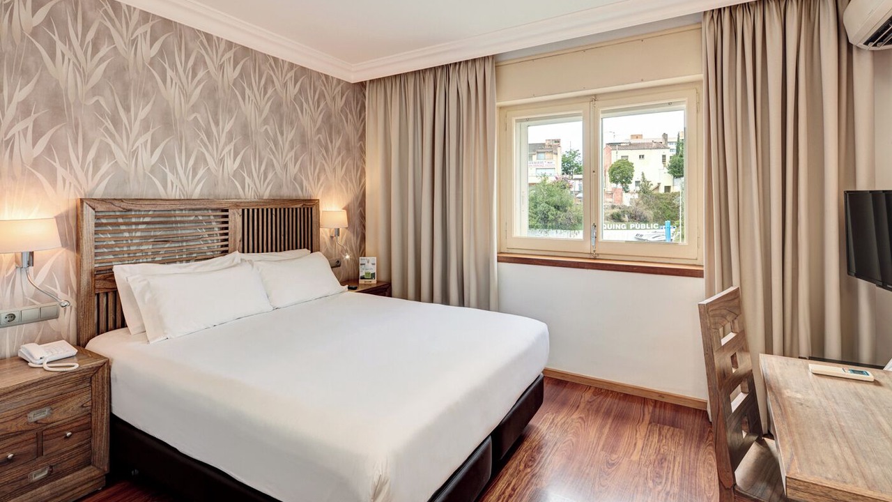 Photo of Bedroom in Figueres