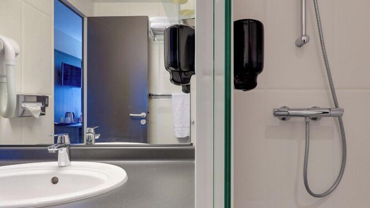 Photo of Bathroom in Pleumeur-Bodou