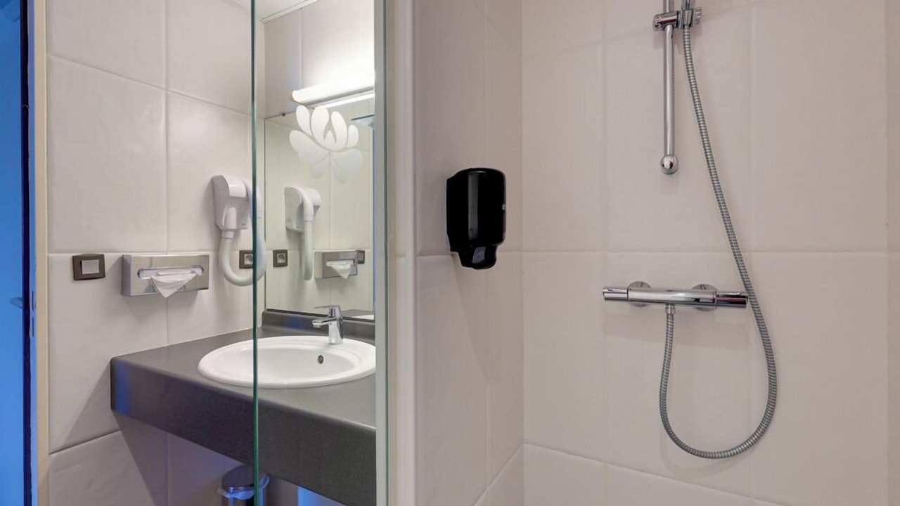 Photo of Bathroom in Pleumeur-Bodou