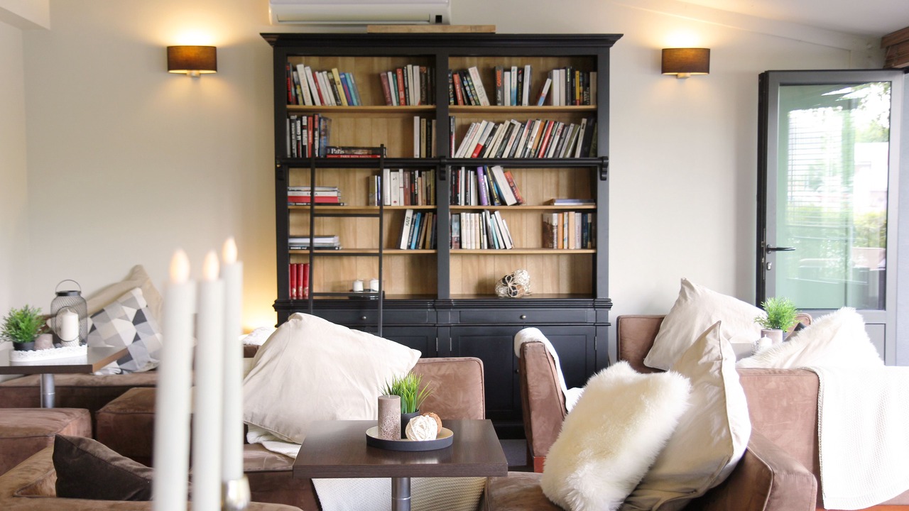 Photo of Others in Buc