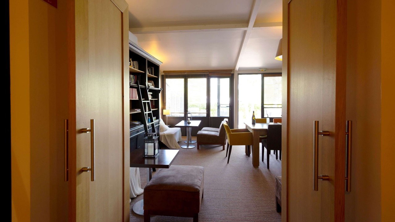 Photo of Others in Buc