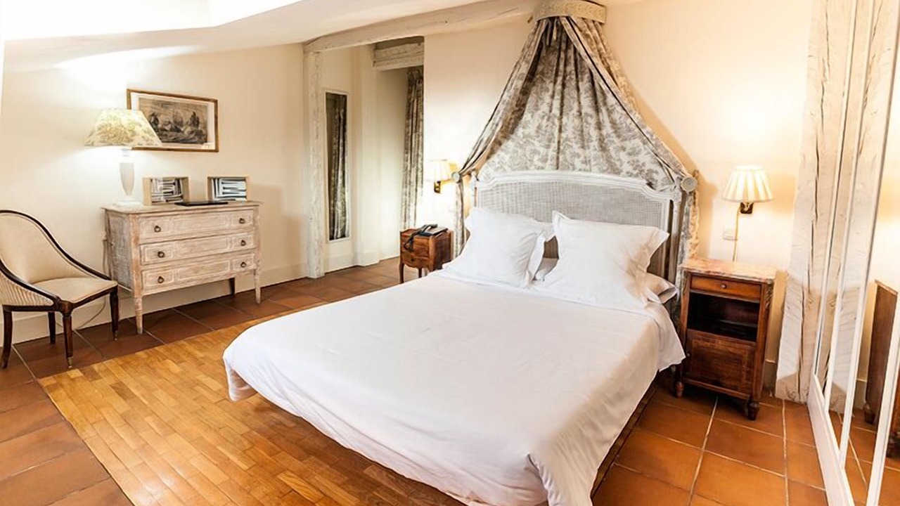 Photo of Bedroom in Imon