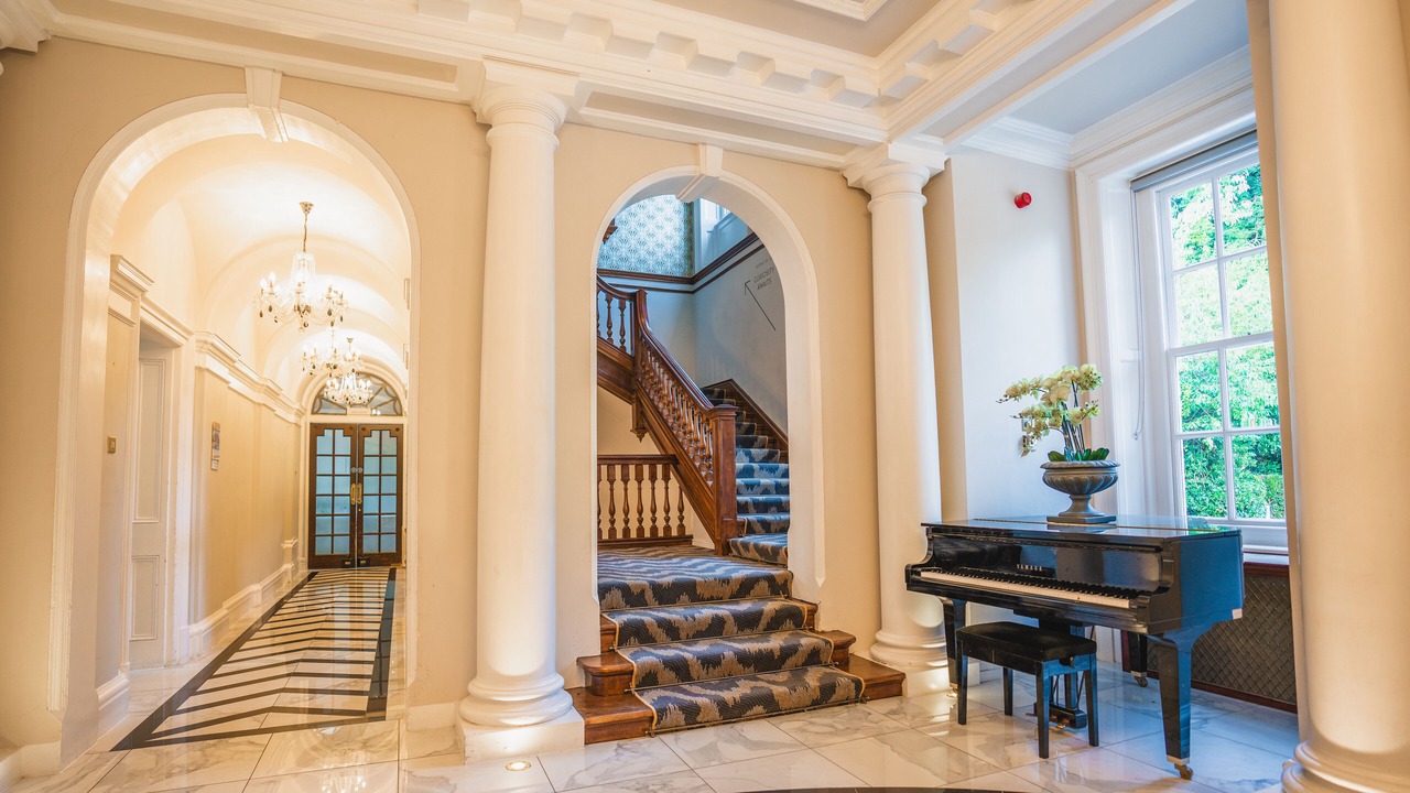 Photo of Livingroom in Hunton Bridge