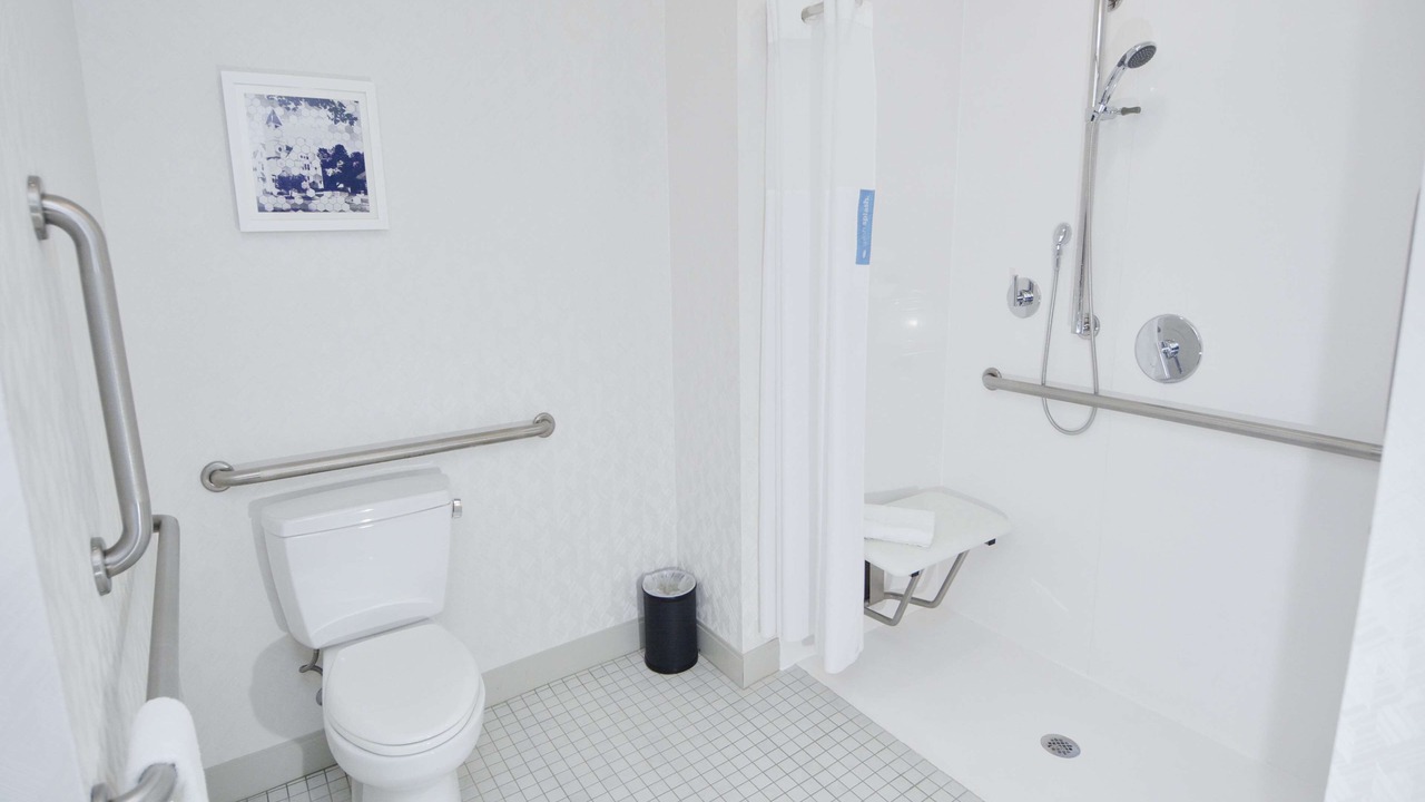 Photo of Bathroom in Auburn