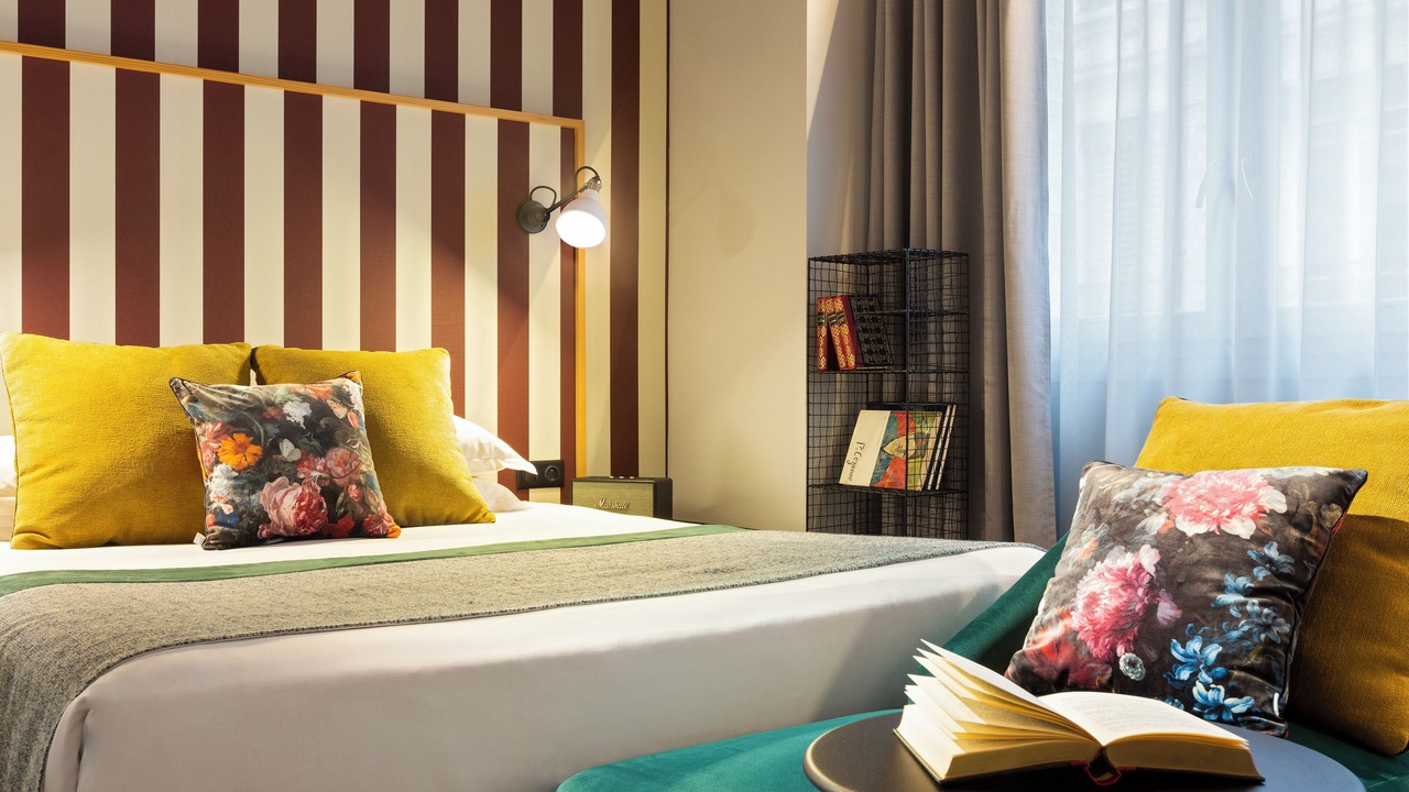 Photo of Bedroom in Jules Ferry - Recamier