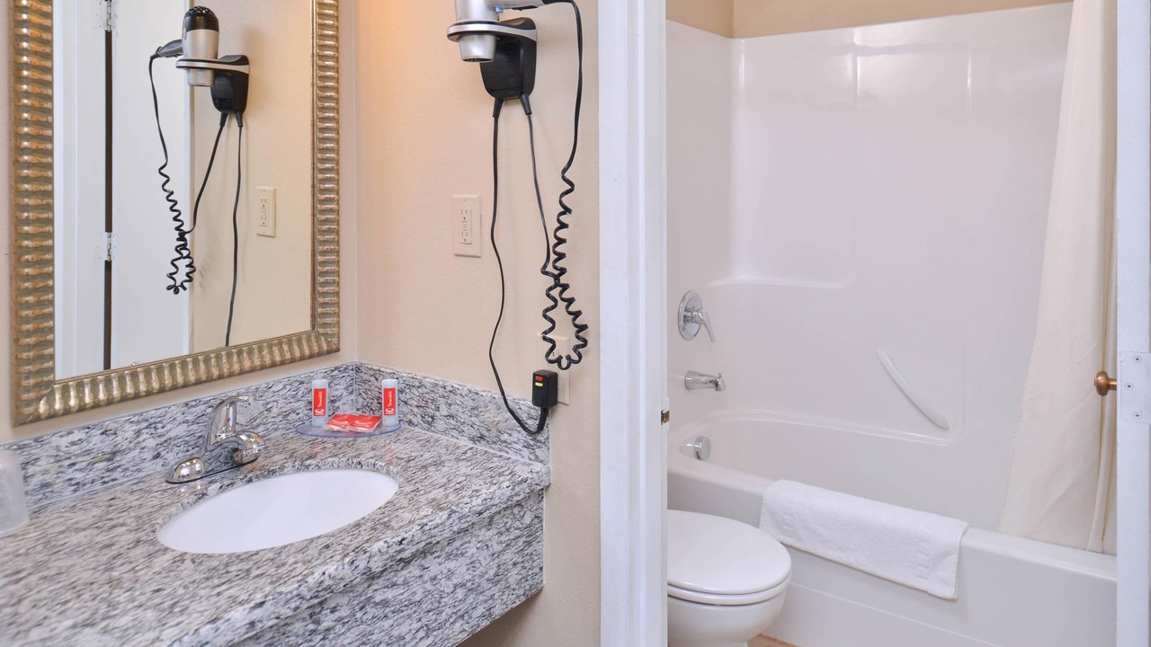 Photo of Bedroom in Tri-Cities