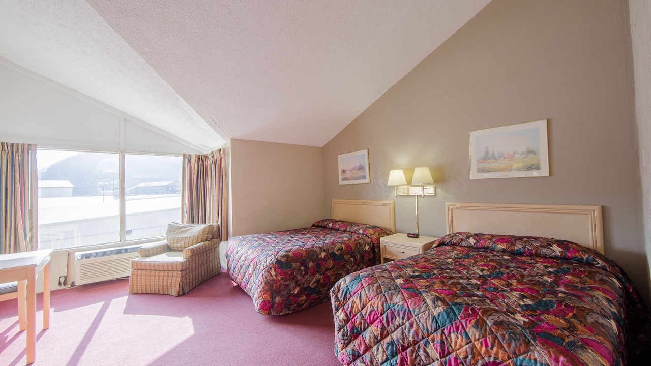 Photo of Bedroom in Gatlinburg - Pigeon Forge