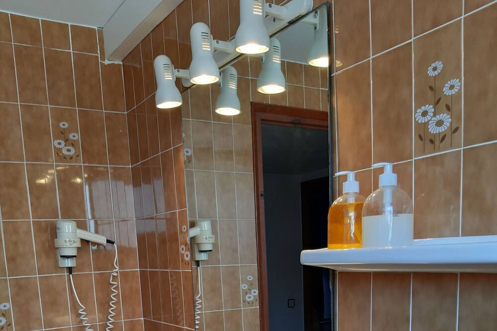 Photo of Bathroom in L'Hospitalet de l'Infant