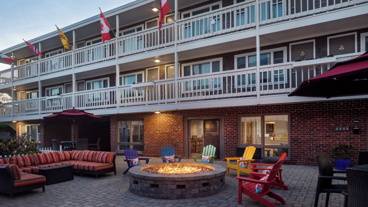 Photo of Outdoor in Commercial Street