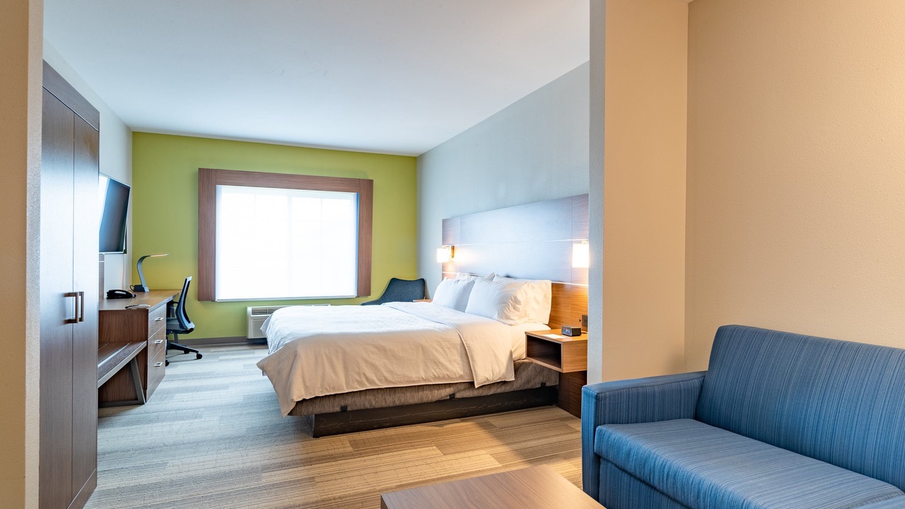Photo of Bedroom in Dawn