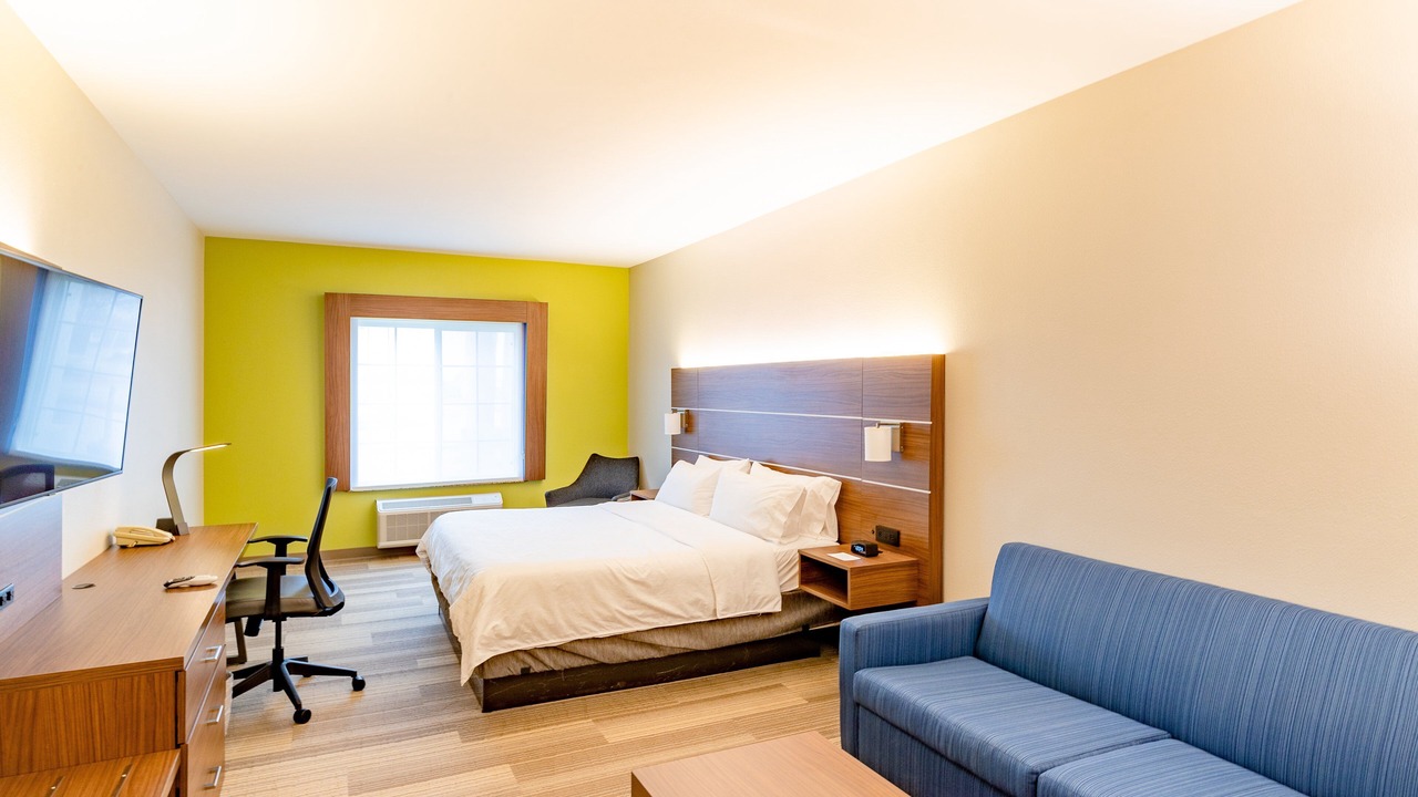 Photo of Bedroom in Dawn