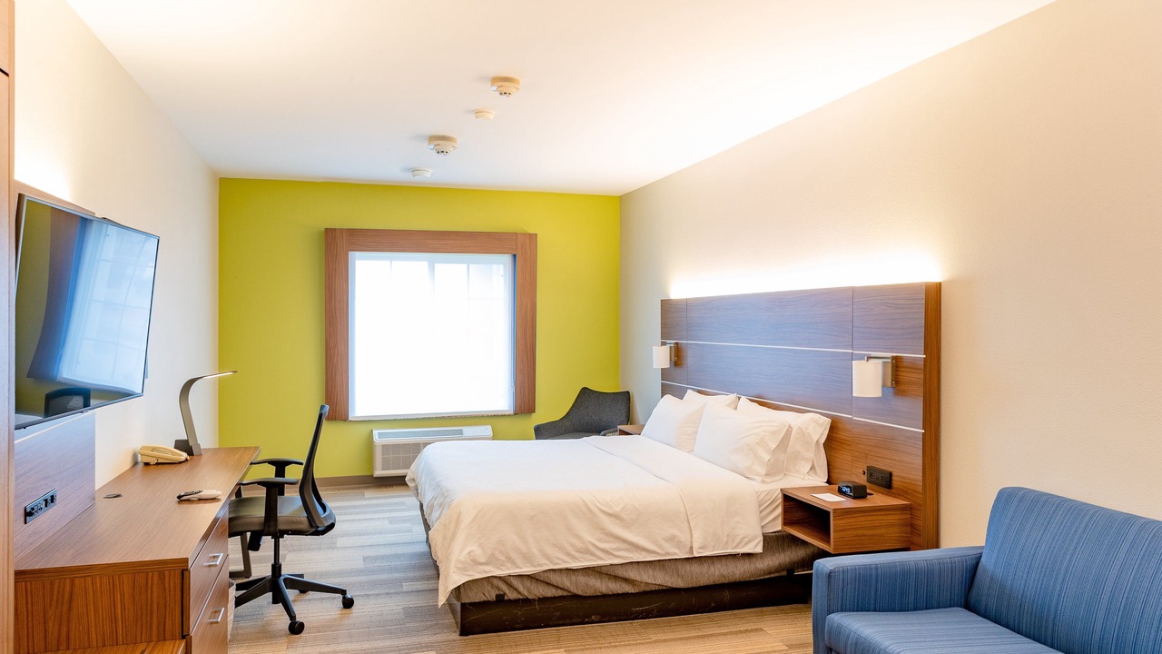 Photo of Bedroom in Dawn