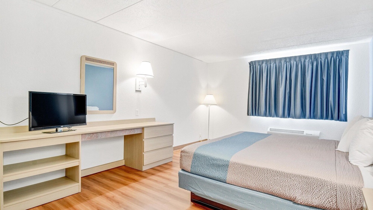 Photo of Bedroom in Big Springs