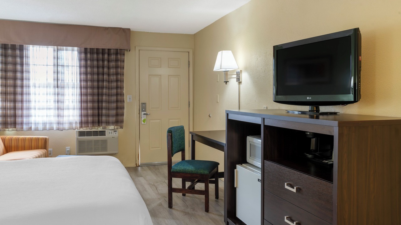 Photo of Others in Eugene