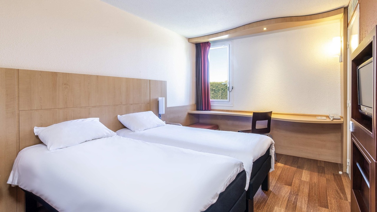 Photo of Bedroom in Issoire