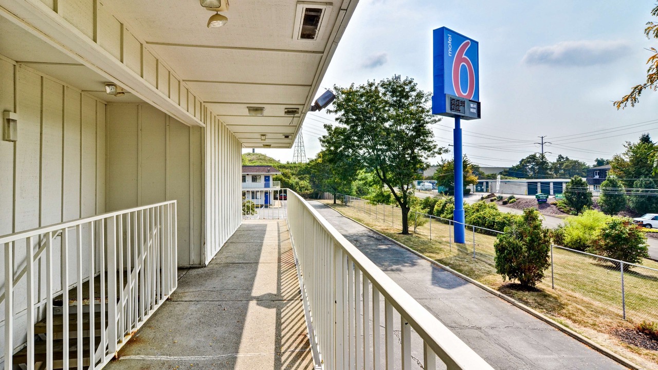 Photo of Others in South Hills