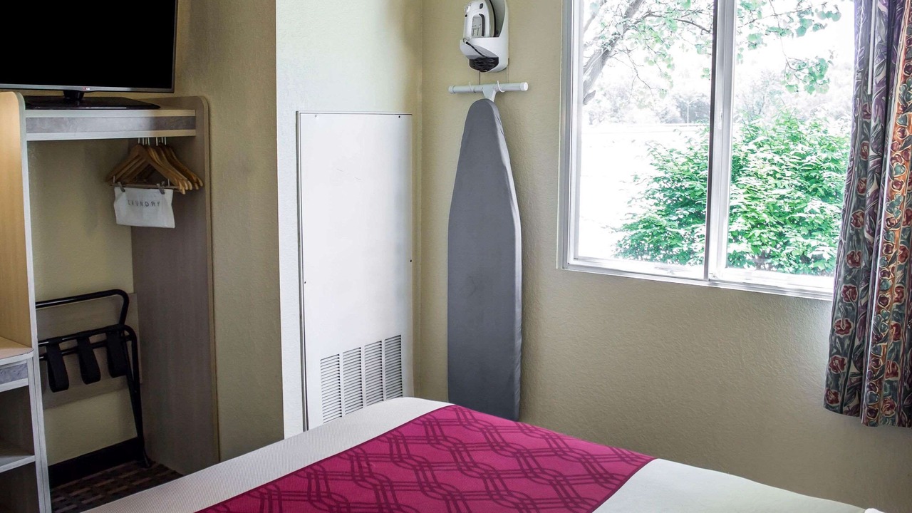 Photo of Bedroom in Meadville