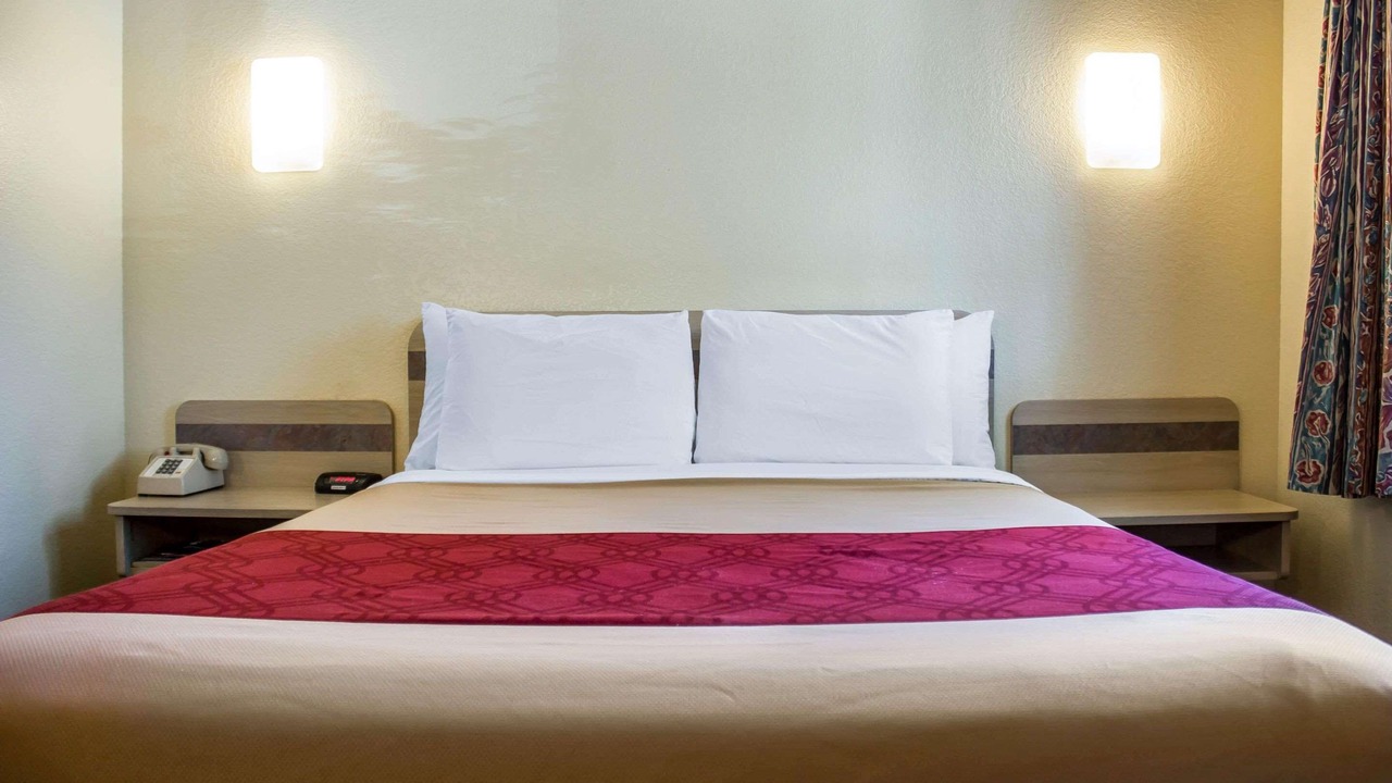 Photo of Bedroom in Meadville