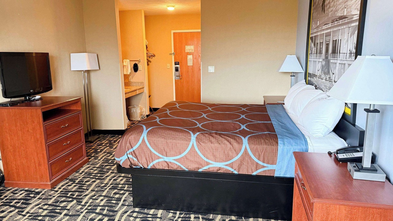 Photo of Bedroom in Cozad