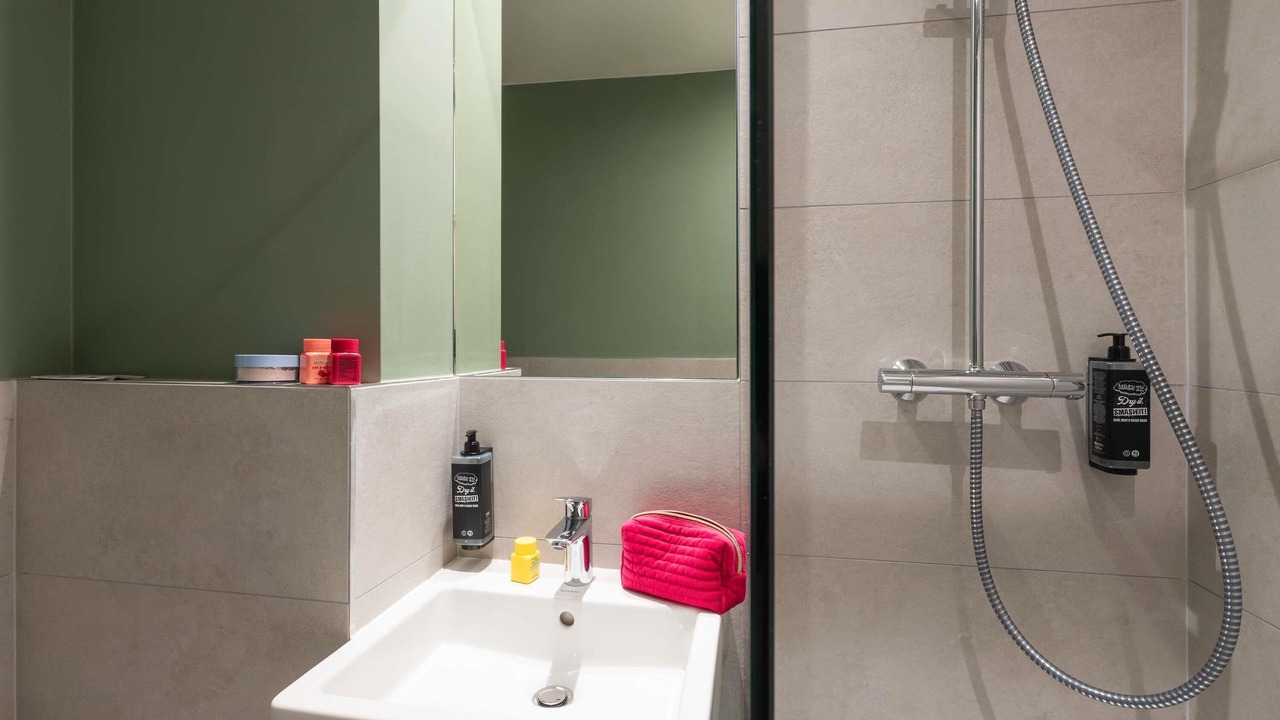 Photo of Bedroom in Nuits-Saint-Georges