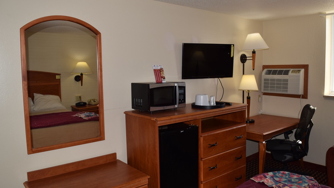 Photo of Livingroom in Jefferson City