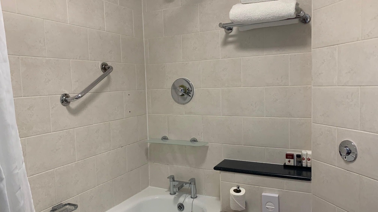 Photo of Bathroom in South Ruislip