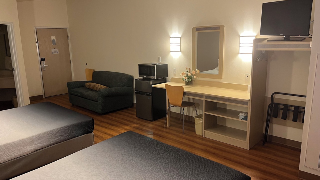 Photo of Others in Sidney