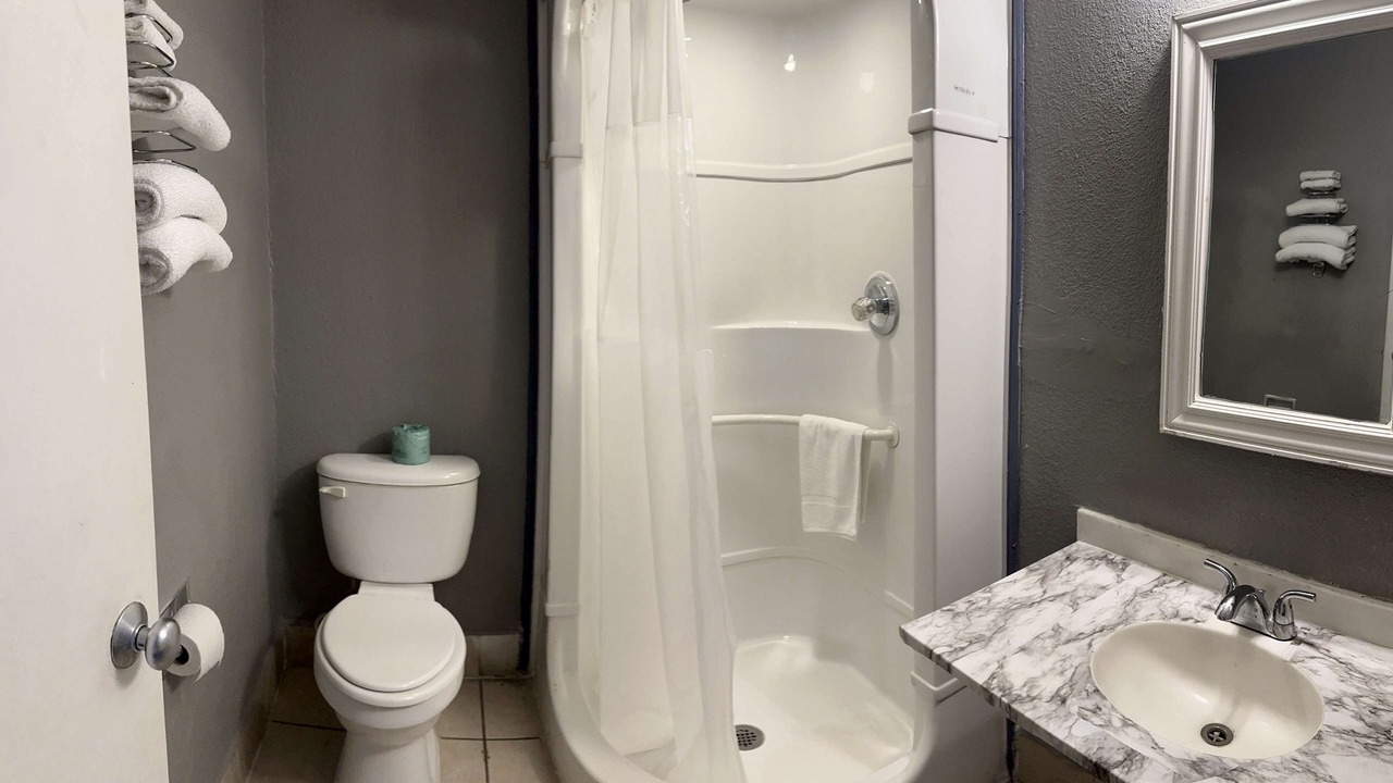 Photo of Bathroom in Groves