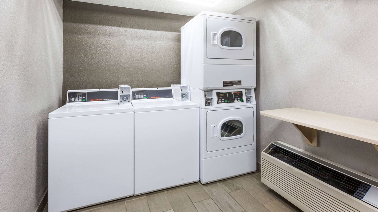 Photo of Bedroom in Flint