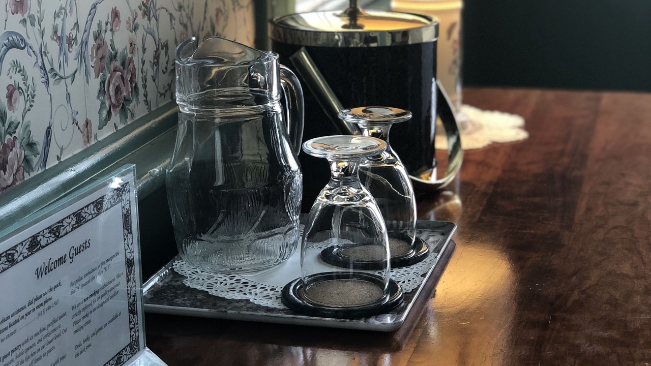 Photo of Others in Lee