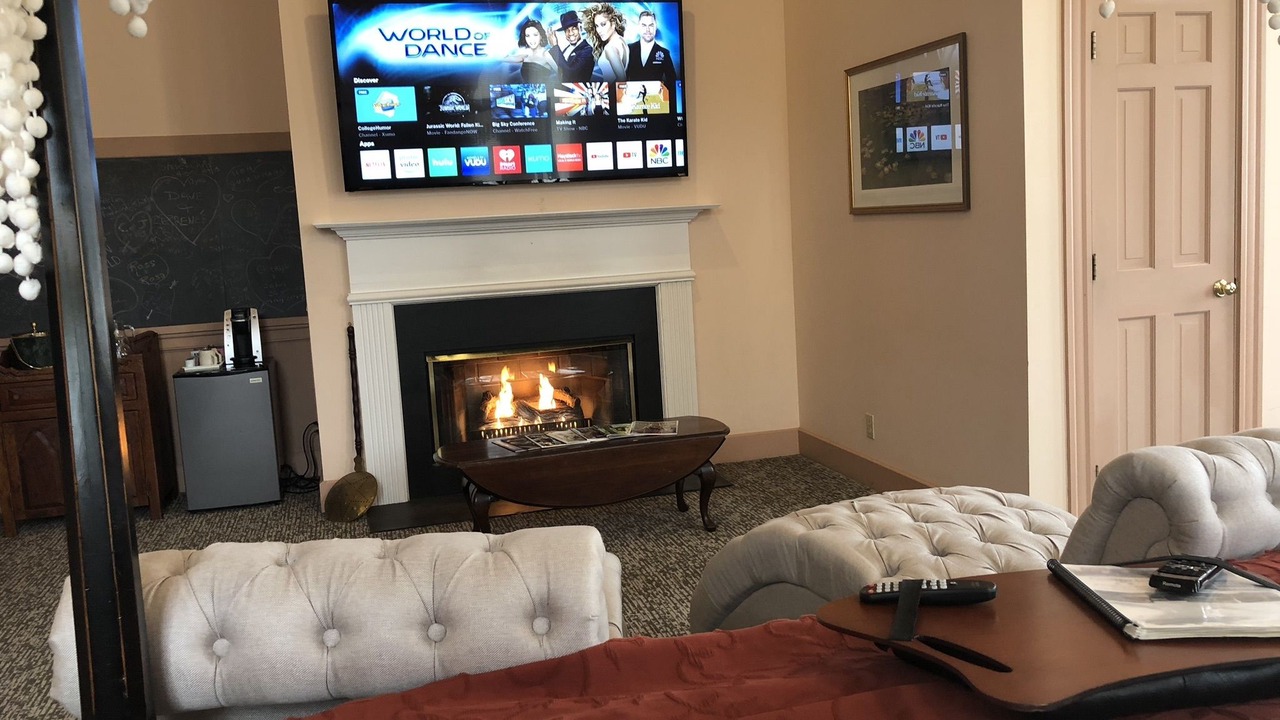 Photo of Others in Lee