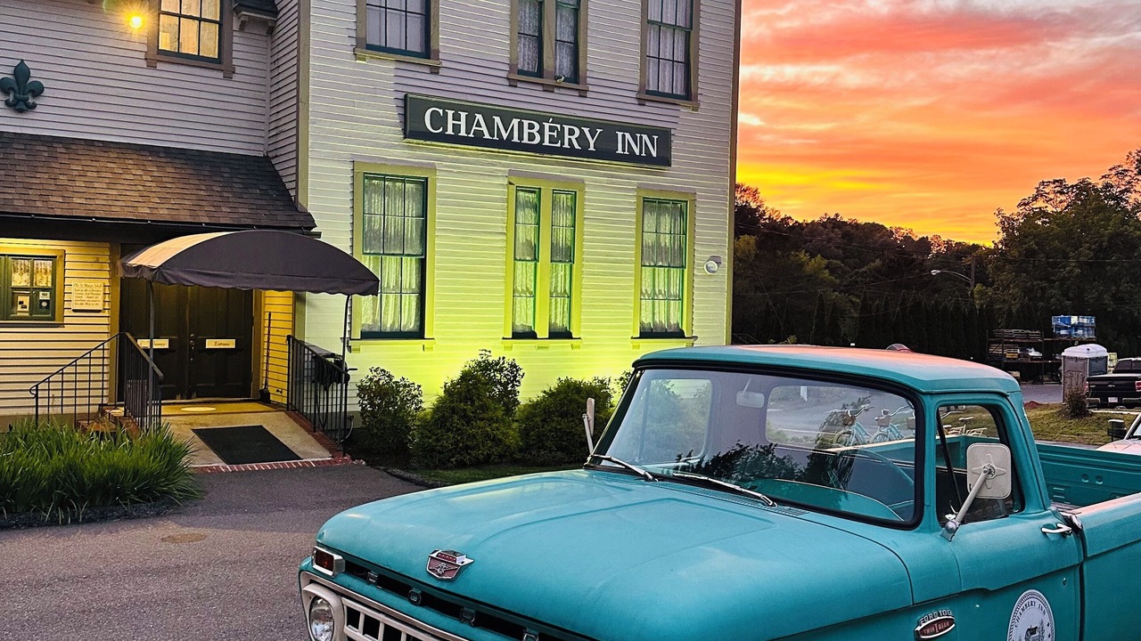 Photo of Outdoor in Lee