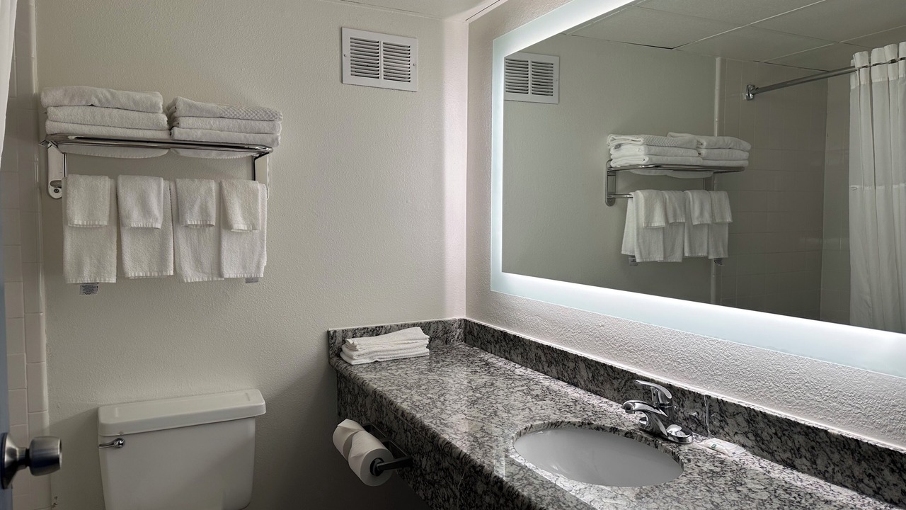 Photo of Bathroom in Silver Lake