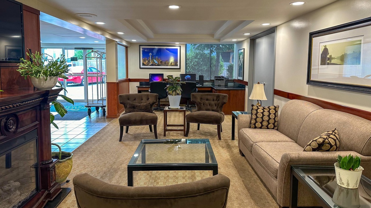 Photo of Others in Silver Lake