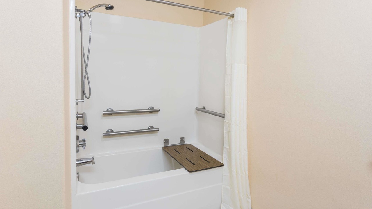 Photo of Bathroom in Eunice