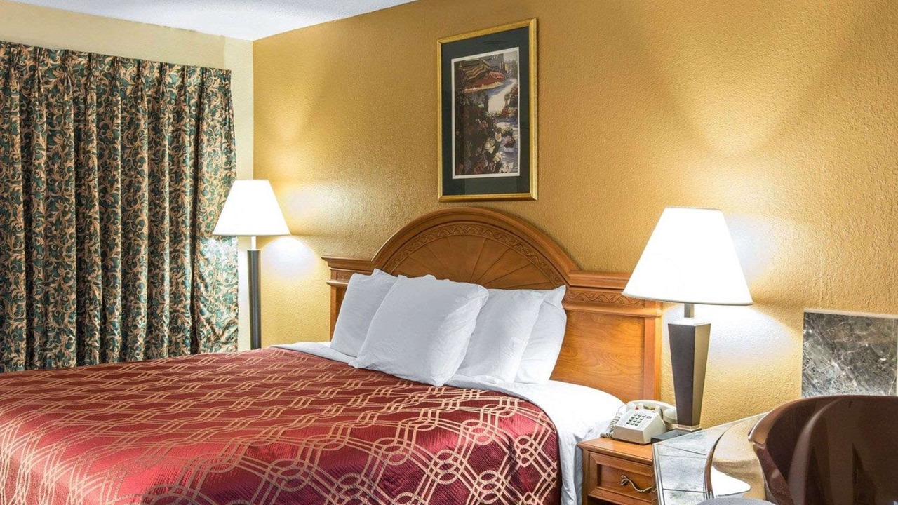 Photo of Others in Dalton