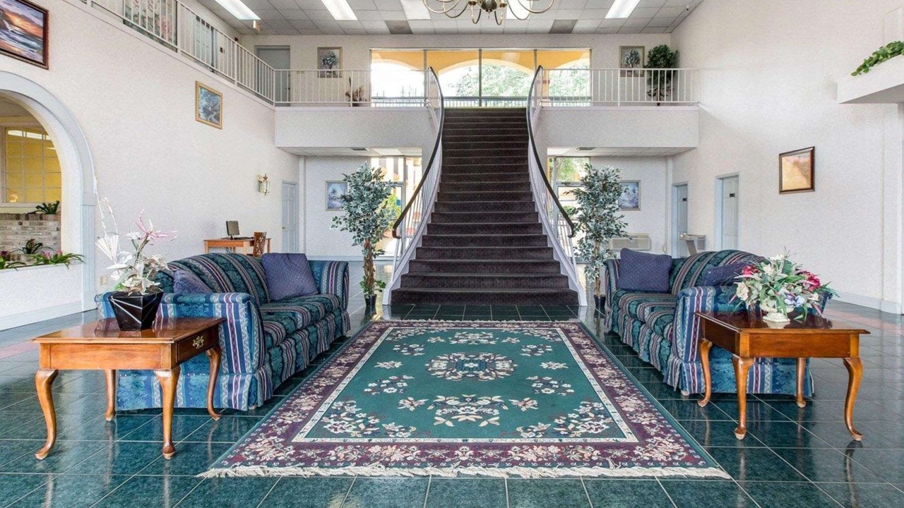 Photo of Others in Dalton