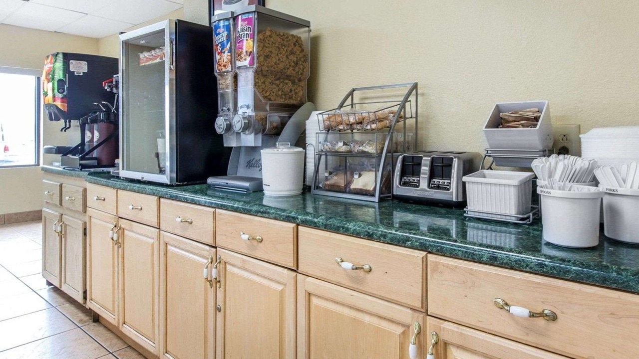 Photo of Others in Dalton