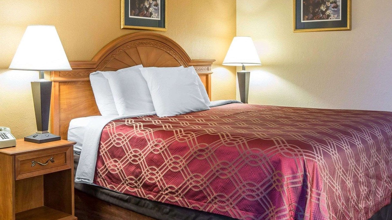 Photo of Others in Dalton