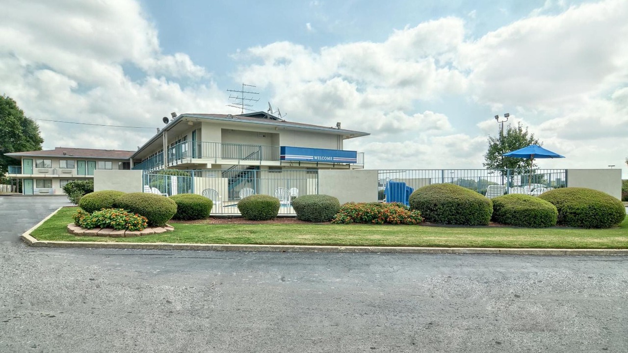 Photo of Buildings in Conway