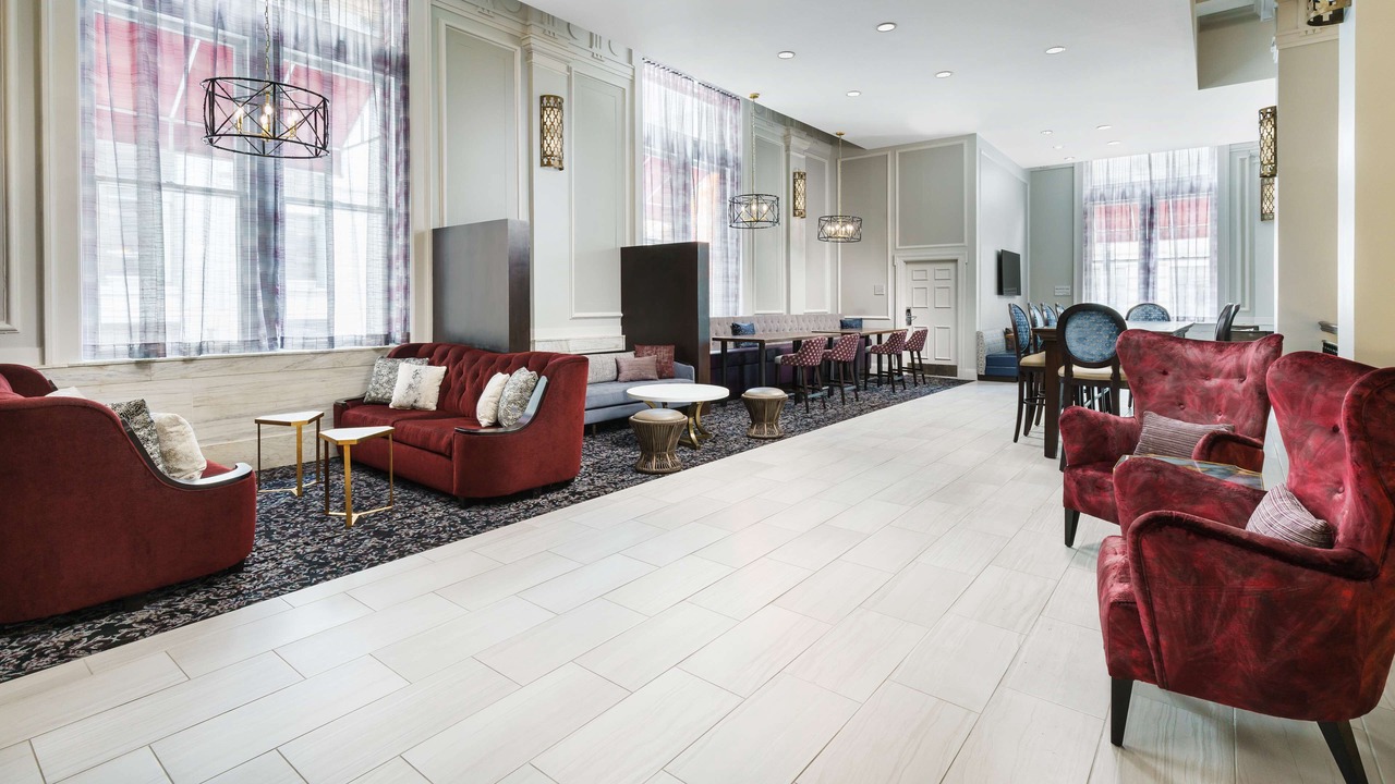 Photo of Others in Downtown Baltimore