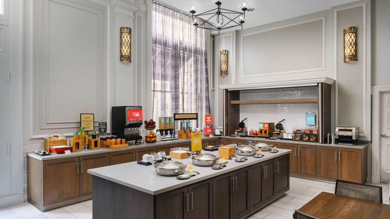 Photo of Others in Downtown Baltimore