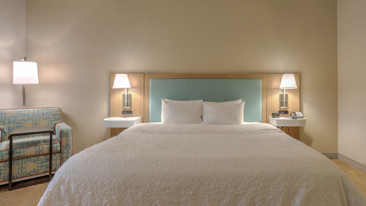 Photo of Bedroom in Batavia