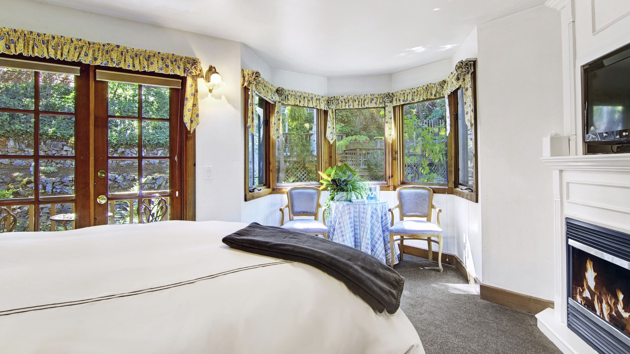 Photo of Bedroom in Westside Santa Cruz