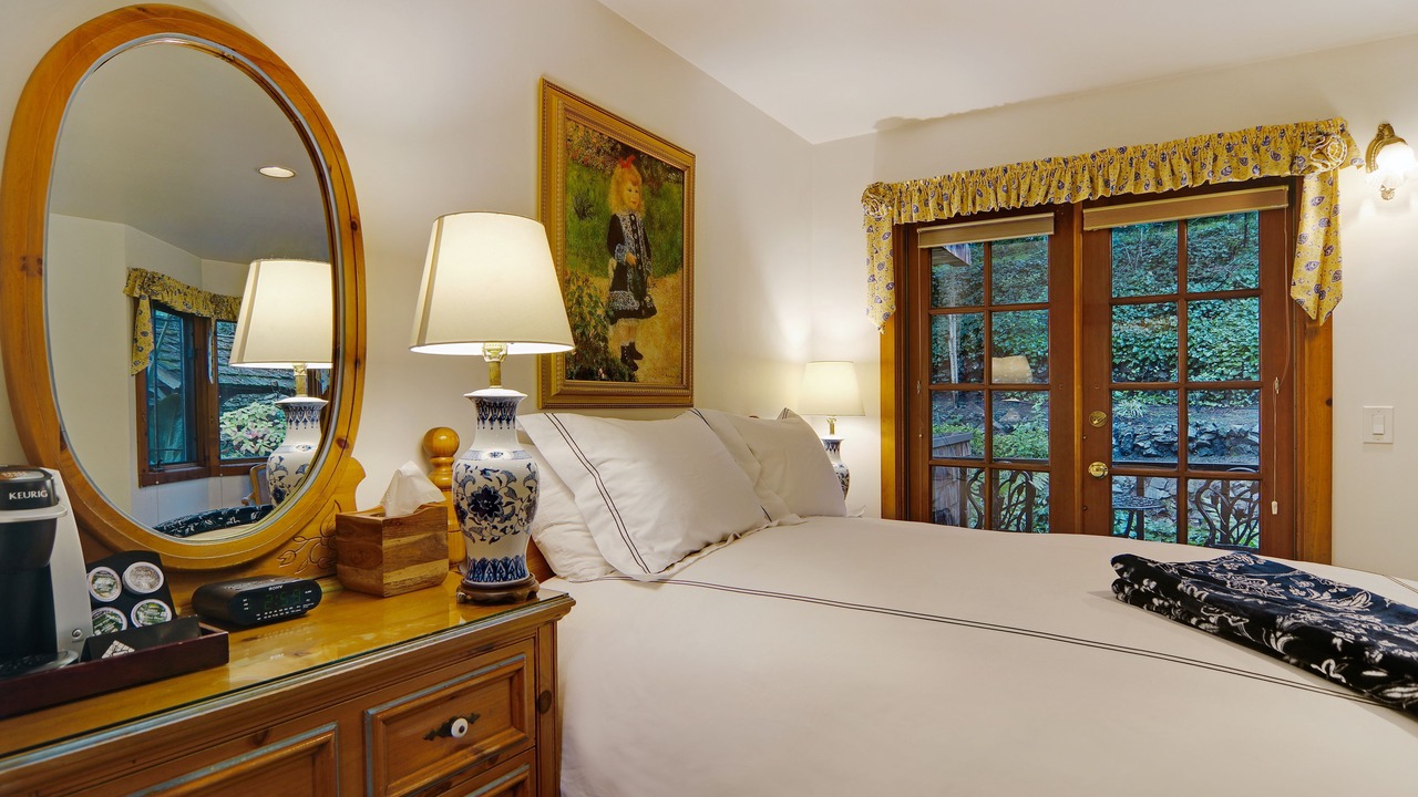 Photo of Bedroom in Westside Santa Cruz