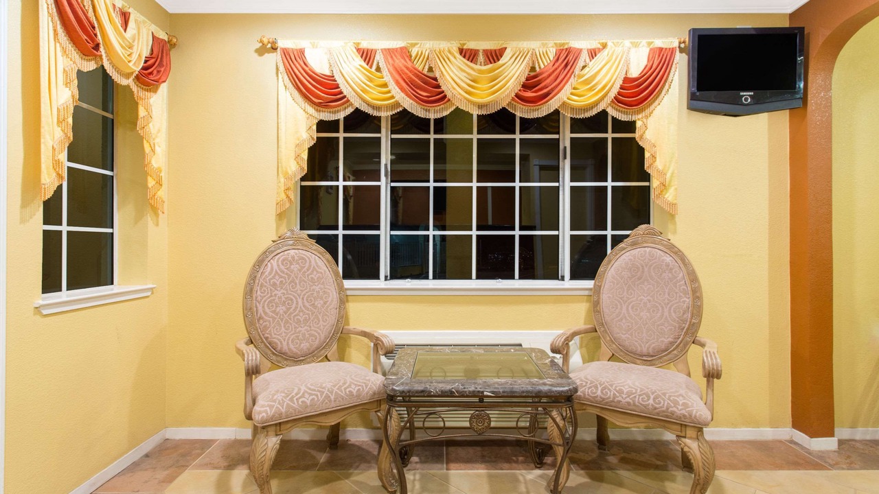 Photo of Others in Upper Lake