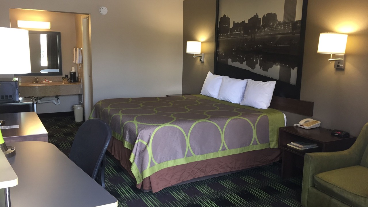 Photo of Bedroom in Jackson