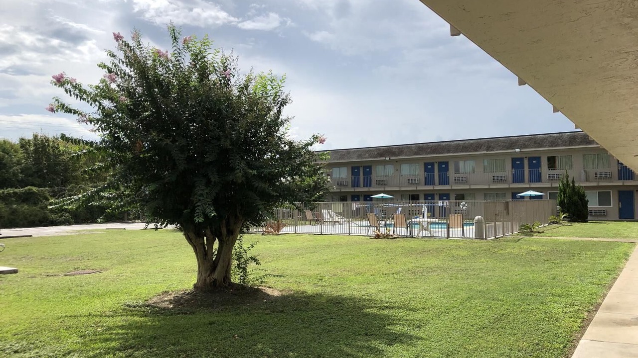 Photo of Outdoor in Clute